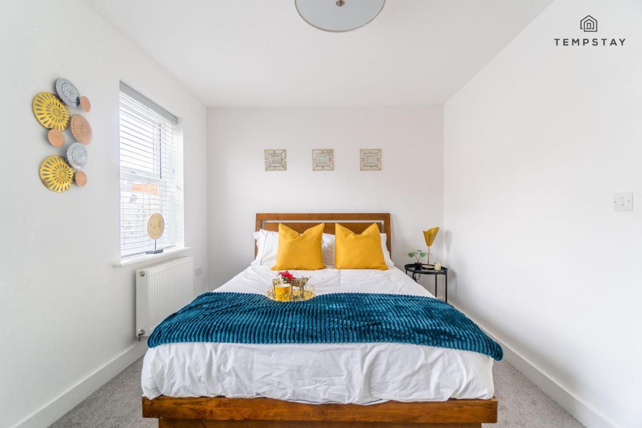 Stylish 4 Bed Family Home At Madejski, Reading University Ngoại thất bức ảnh