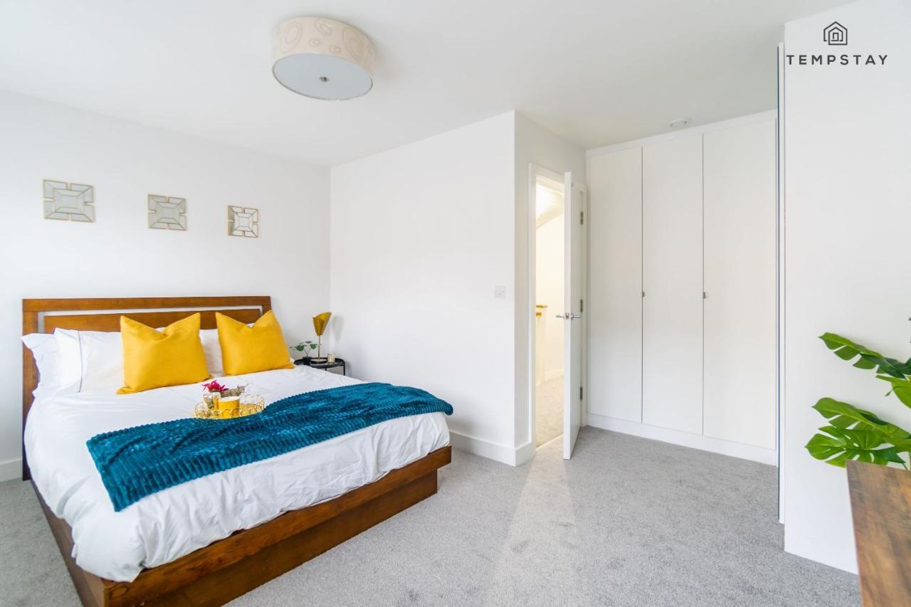 Stylish 4 Bed Family Home At Madejski, Reading University Ngoại thất bức ảnh