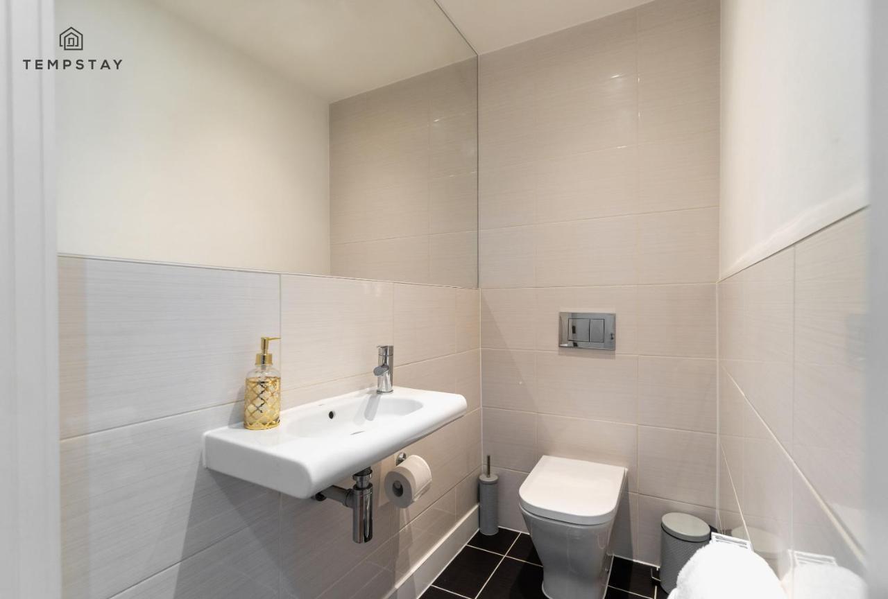 Stylish 4 Bed Family Home At Madejski, Reading University Ngoại thất bức ảnh
